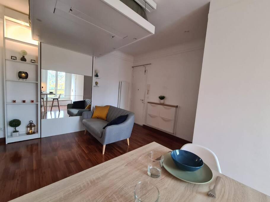 Studio A 2 Pas De La Gare Sartrouville Εξωτερικό φωτογραφία
